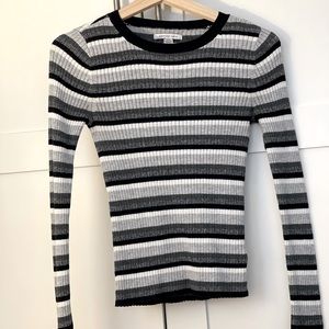 Tight fit long sleeve scoop neck